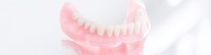 Prothese-Kunstgebitten-tandarts-Mondzorgpraktijk-behandelingen-ouderen-tandarts-spoed-witte-tanden