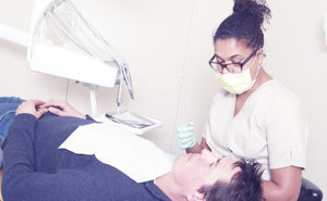 patiënten-begroting-tandarts-tandheelkunde-mondzorgpraktijk-orion-kruitberghof-specialist-witte-lach