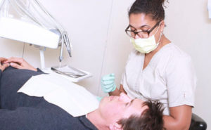 mondzorgpraktijk-orion-wortelkanaal-behandeling-spoed-tandarts-mondhygiëne