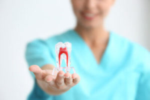 behandelingen-mondzorgpraktijk-orion-beeld-tandvormig